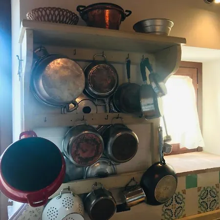 Accogliente Casa In Pietra Con Caminetto Valtopina