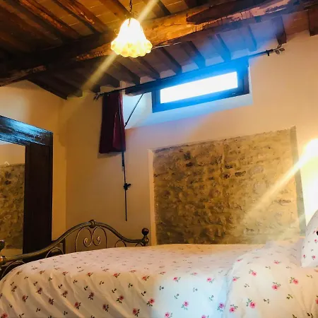 شقة Accogliente Casa In Pietra Con Caminetto Valtopina